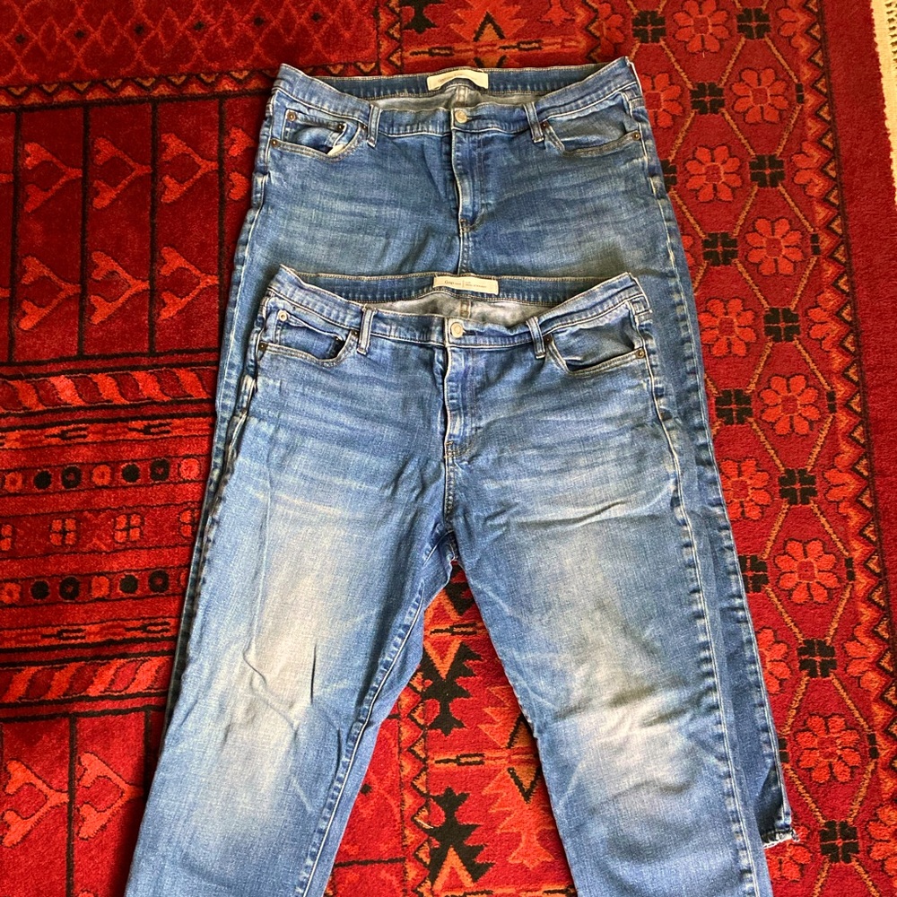 TWO pair GAP REAL STRAIGHT size 33R